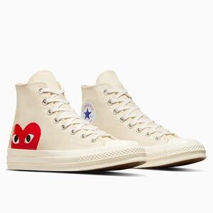 COMME DES GARÇONS PLAY
White Converse Edition Half Heart Chuck 70 High Sneakers